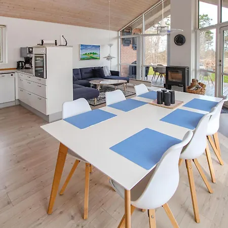 3 Bedroom Pet Friendly In Samso